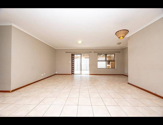 3 BEDROOM PROPERTY TO RENT IN LANGEBERG